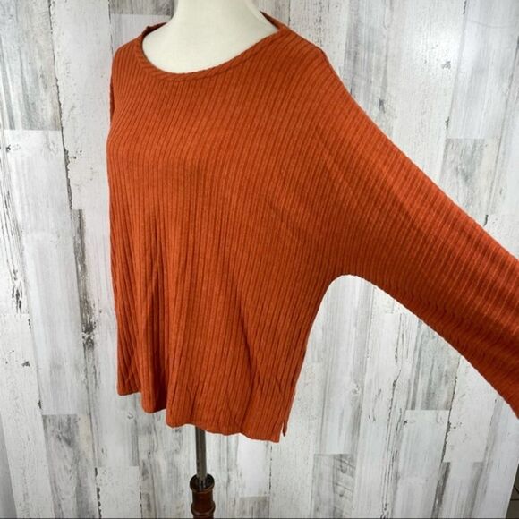 Chico’s Rust Orange Ribbed Dolman Sleeve Stretch Top Size 2 (L/XL) - Picture 1 of 9